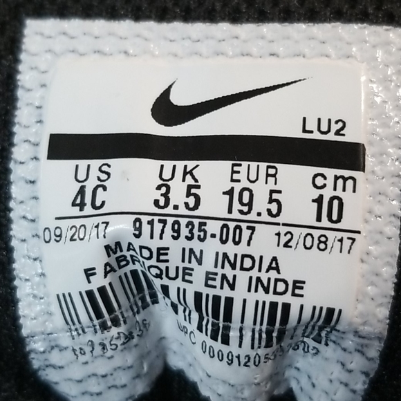 Nike Flex Contact Kids Athletic Sneakers - Picture 9 of 9